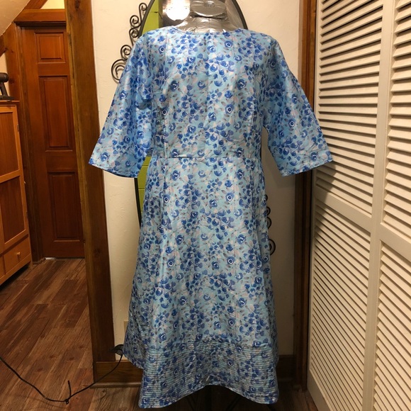 eshakti Dresses & Skirts - New eShatki Dress 30W